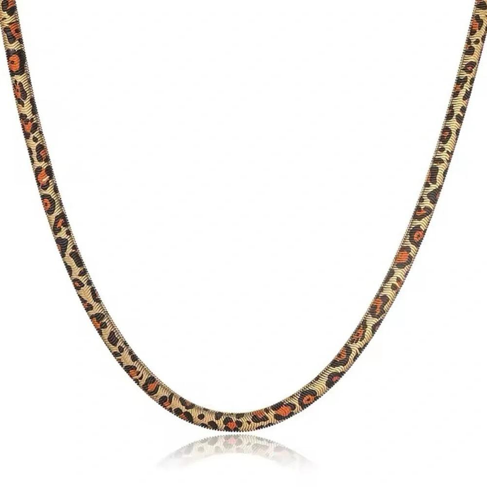 THICK LEOPARD SNAKE CHAIN GOLD NECKLACE